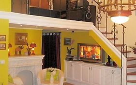 Connection Guesthouse